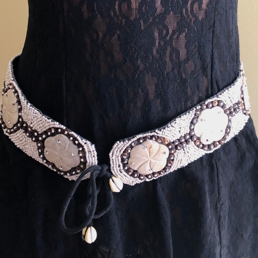 NWOT Shell Belt with Tie Waist